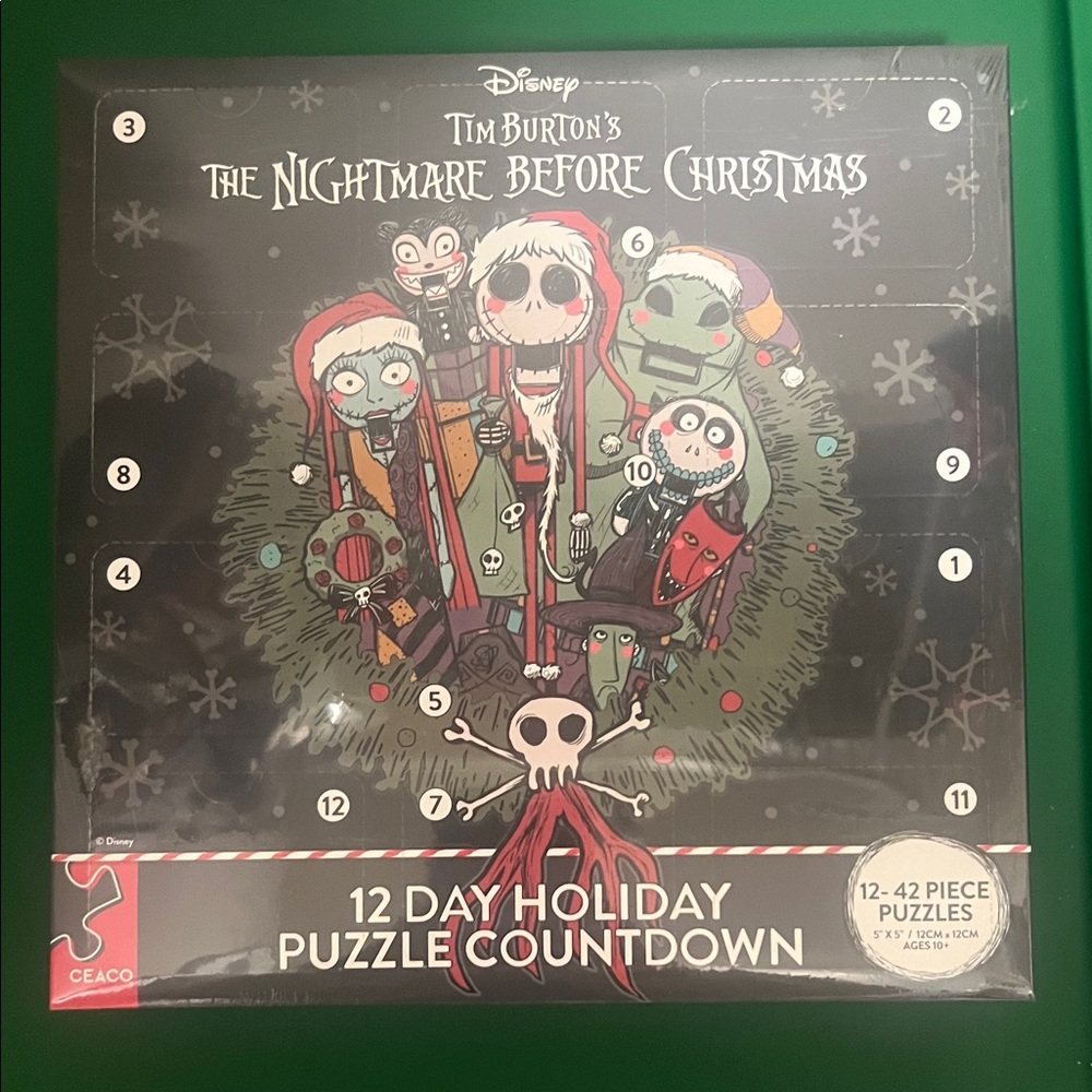 Disney The Nightmare Before Christmas Holiday Puzzle Countdown - Black and Red
